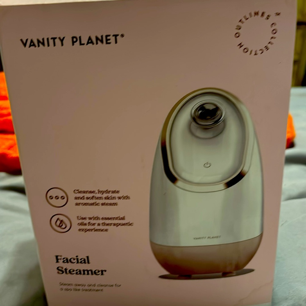 Vanity Planet Aira Ionic Facial Steamer Cleanses and Moisturizes - new in box